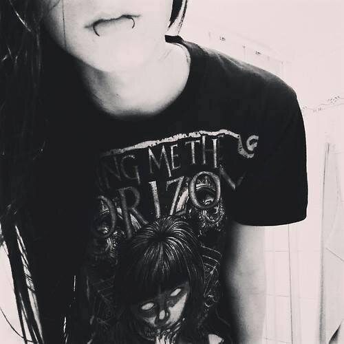 RebecaSykes2's profile picture. BMTH ♥