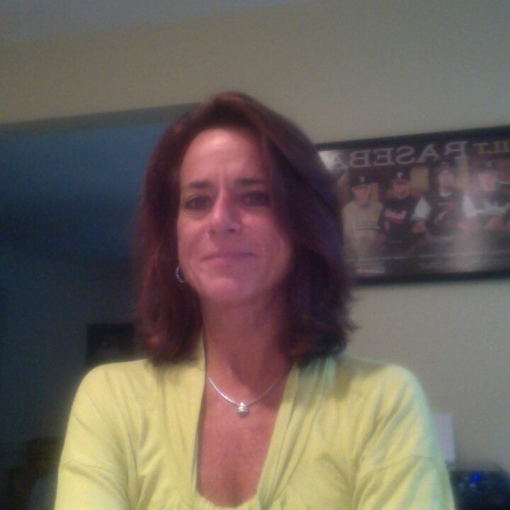 reyazre's profile picture. 