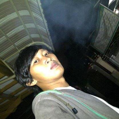 pengen punya pacar yg terima apa adanya bukan yg ada apanya ;)