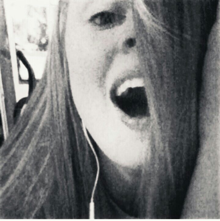 hi. im kali. i love to danceee& play the piano. literature rules me, & god comes first. im def a swiftie till the end.