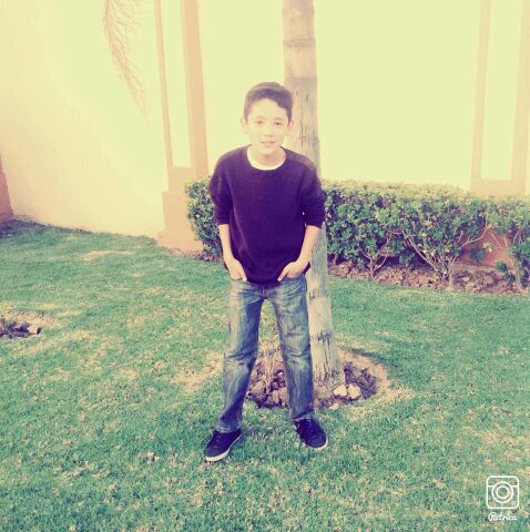 mi facebook: cesar piñera. #YOLO