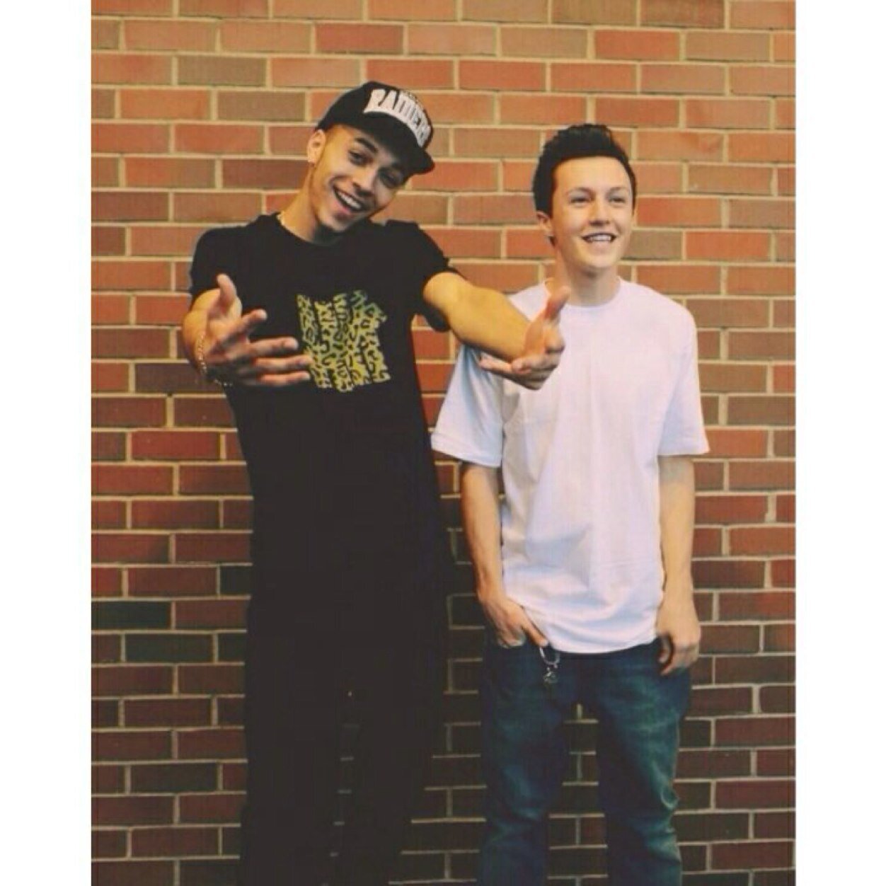 HELP GET KAM BACK TO SUMMER SPLASH BY TWEETING #KAMTOSUMMERSPLASH to @strawberryradio