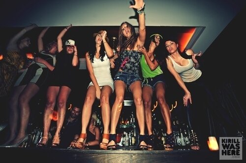 [v-bar][v-bar]June 9[v-bar][v-bar]Goddess of love[v-bar][v-bar]Γ£î