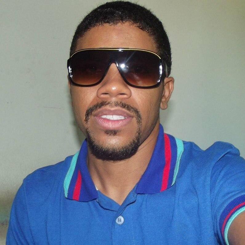 wandomusic's profile picture. Sou um rapaz evangélico,solteiro,músico,amo a música sou louco por musica foi um DOM que DEUS me deu que agradeço sempre e gosto de fazer novas amizades.