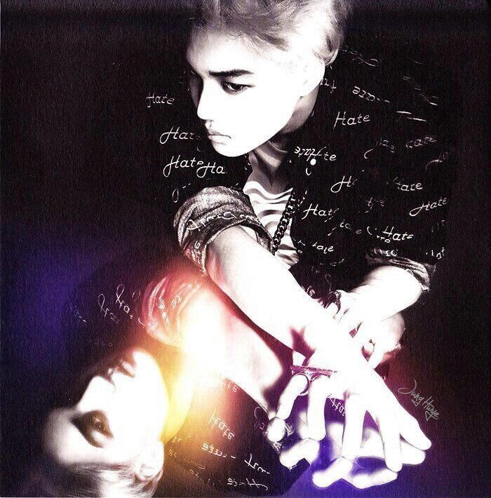 ถึงตัวจะดำแต่ใจพี่ก็ไม่เคยดำนะครับ กระชากเสื้อ. อยากให้รักทักเมนชั่น..อยากให้ไค(?)ซั่มทักดีเอ็ม หึหึ เรทไมีมีการันตีความหื่น!!