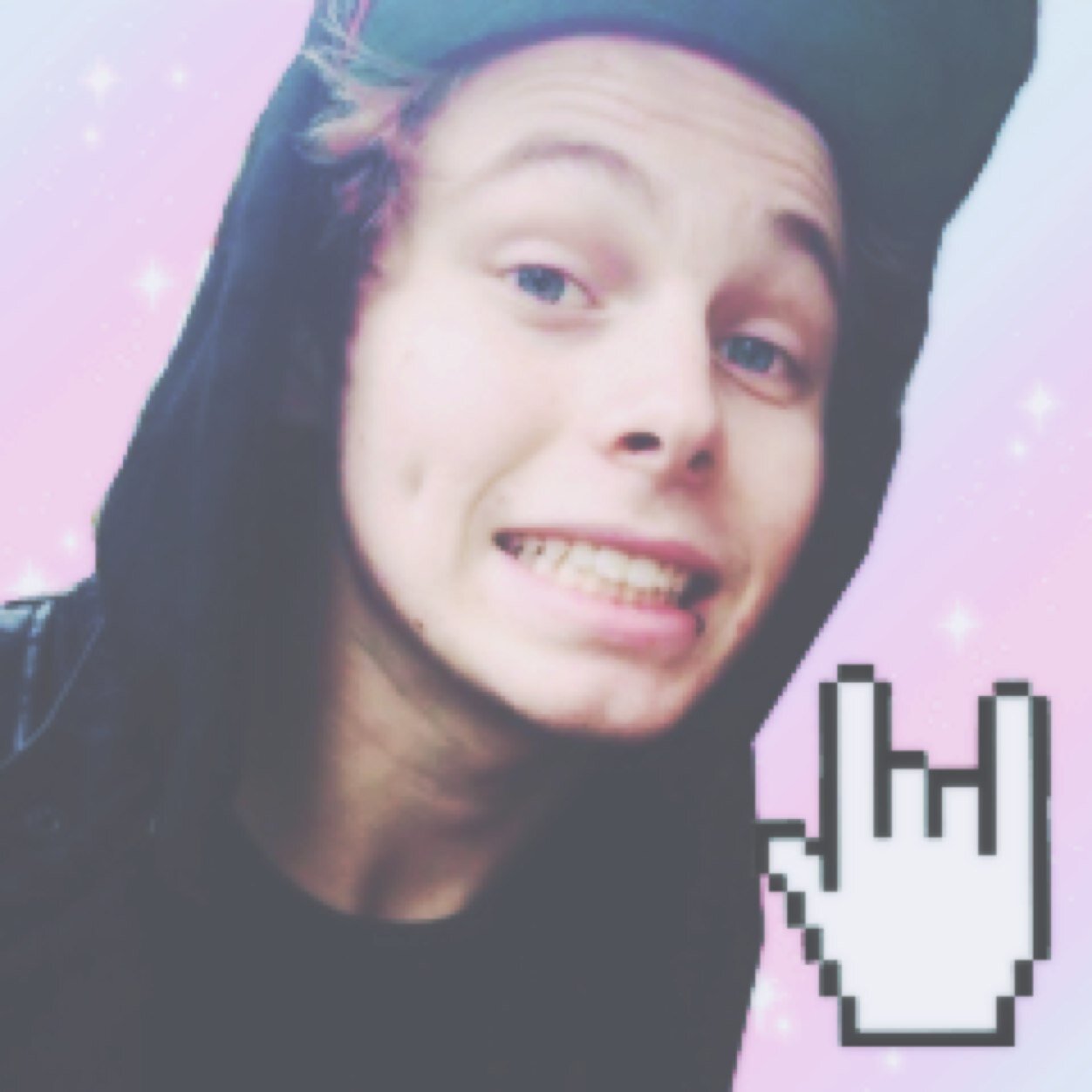 Penguins are fab ♡ ily to the moon and back @Luke5SOS ♡ Luke's my bæ