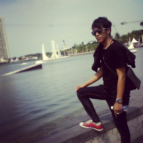 otoy_bang's profile picture. smua manusia ga ada yg smpurna,tp smpurnakan lah apa yg kita miliki