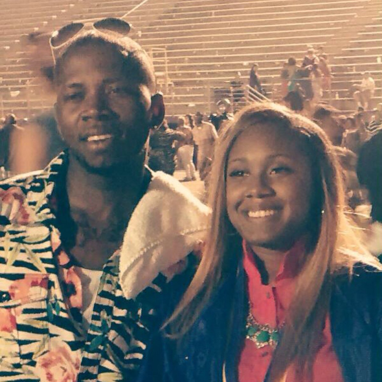 _VintageSweety's profile picture. Hi , it's Alexandria | Mention for a Follow Back ツ | Certified DOPE | Fashion Forward | #TeamBrownSkinned | #TeamPrettyTeeth | RIP MOMMA ❤ #FREEBLOCK