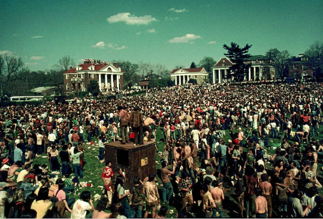 A place for all those burying themselves in debt just to experience college