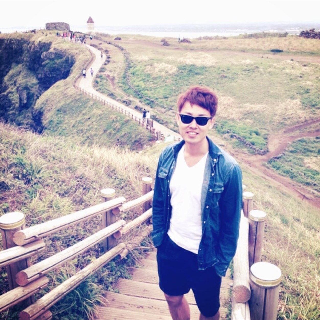 Tatsuuuya's profile picture. 🇦🇺在住の投資ファンドの機関投資家セールス 🏄‍♂️をこよなく愛する。 金融ネタ、旅、サーフィンあたりのことをTweet ※投稿内容は所属している組織とは一切無関係、個人の意見です。