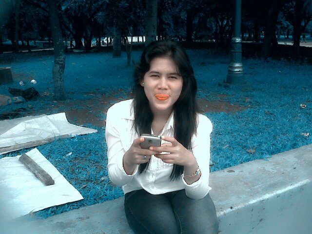 Hidup gw ya hidup gw,, Hidup lu yg ngusik gw blom tntu bener dr gw, Ngaca dulu sebelum jelek2in orang !!