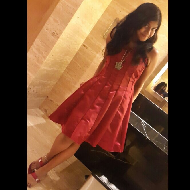 °•15•°, Mumbai.▪Taken F'L ▪FullTime Dreamer ▪EMINEM FOR LIFE ♥GEMINI♥