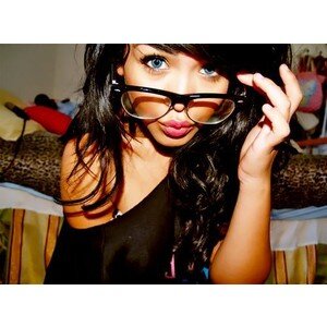 CarrieChell's profile picture. Aka. Cioci. Patricia. Tish. Daughter. Sister. Friend. Singer. Knitter. Sewer. Artist.  Unionist. Activist. Tweets are my own.