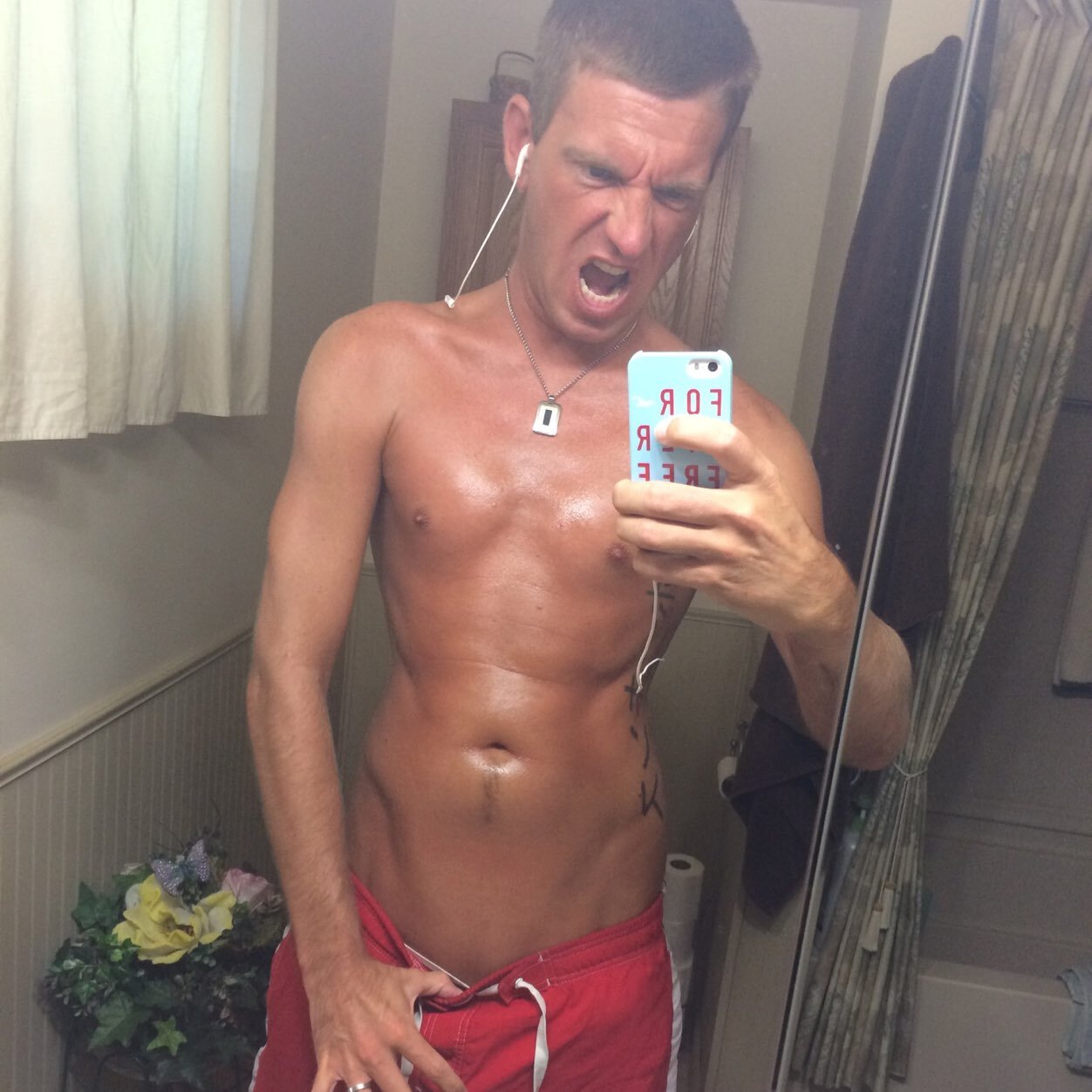 Gay|Celina|Lifeguard|Swimmer|Dispatcher|Bounty Hunter|Jock|Live in Tampa too:@|Maybe one day, ill find my prince charming|Everyone is a hater|