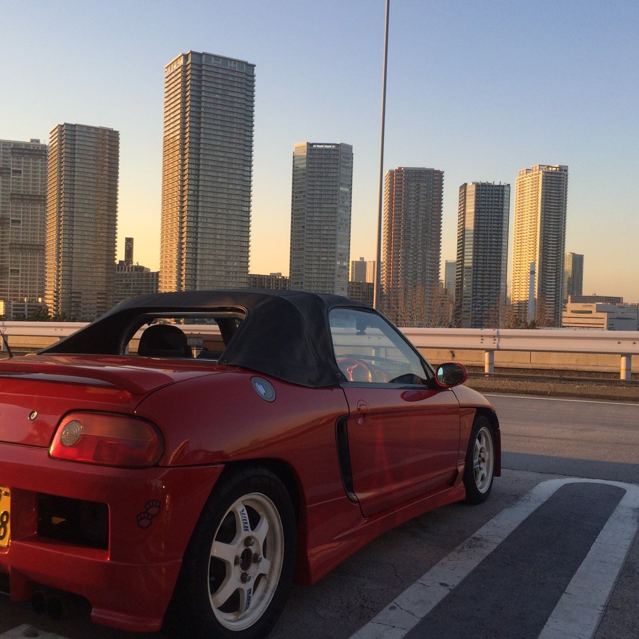 mizoru_1983's profile picture. ビート フリード エイプ50 モンキーR RVF400
乗り物と毛の生えた生き物が大好きアラフォーおじさん