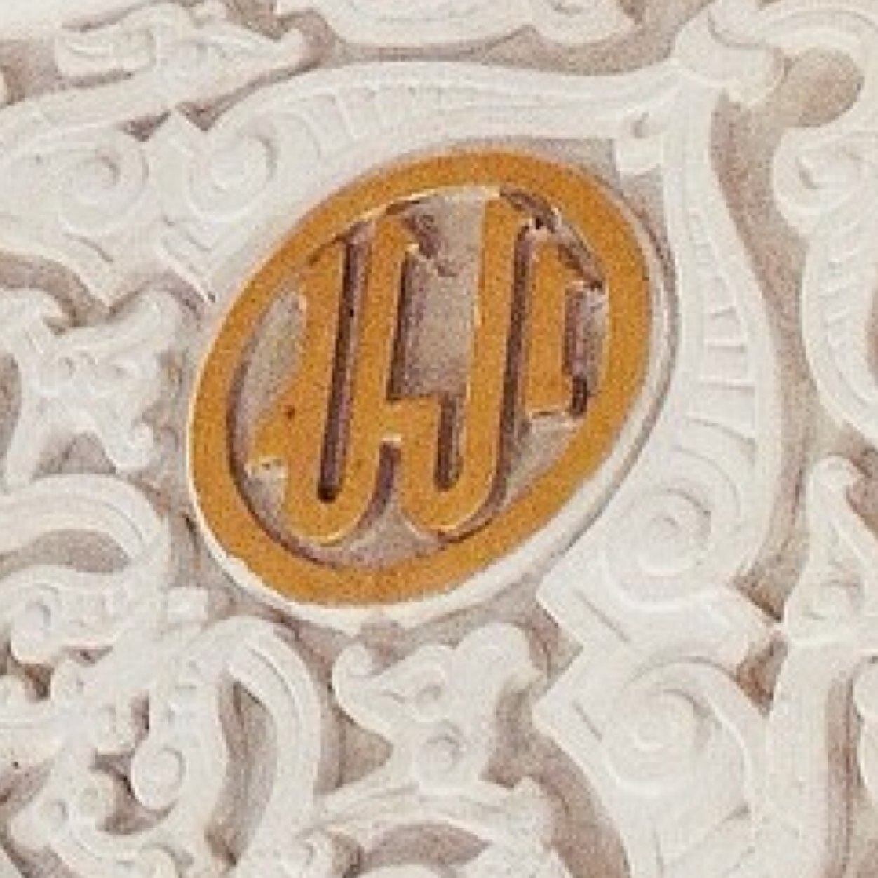 qurativeqalb's profile picture. Curative Quran for the Qalb (Heart), a sacred path for the heart to seek Allah in everything, until our hearts seal there is none but Him in its vessel.