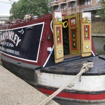 Camden Canals is a charity run by unpaid volunteers providing day & overnight canal trips for community groups and others on 'Northwich' narrowboat 'Tarporley'.