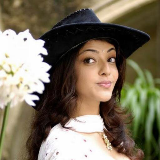 chethugani94's profile picture. 