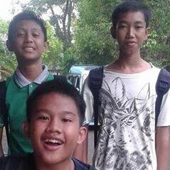 18 Desember 1998. Anti Anarki. Peace(Y) Follback Mentions! SD Mandai. SMP 09 Makassar ! Gass Poll! Email my FB -five.erwin@yahoo.com-SpongeBob SquarePants!!!