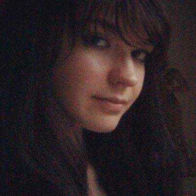 Здравствуйте. Просто люблю все интересное. Пытаюсь жить оптимистично. Как человек достаточно интересная.
