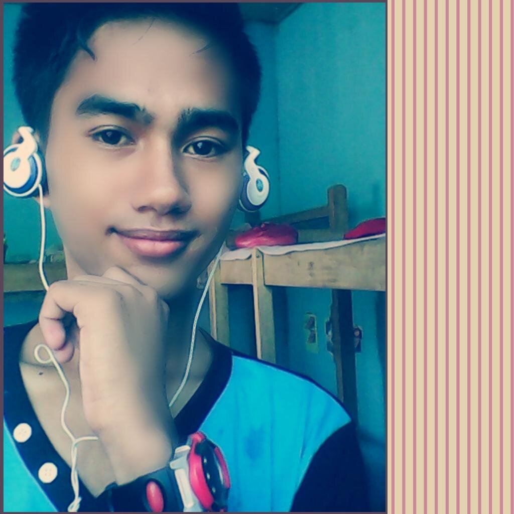 MerjohnA's profile picture. i'm a book lover