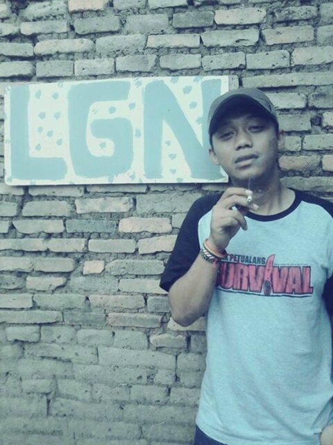 djangoe111's profile picture. Cara mengerti adalah dengan menjalani :)