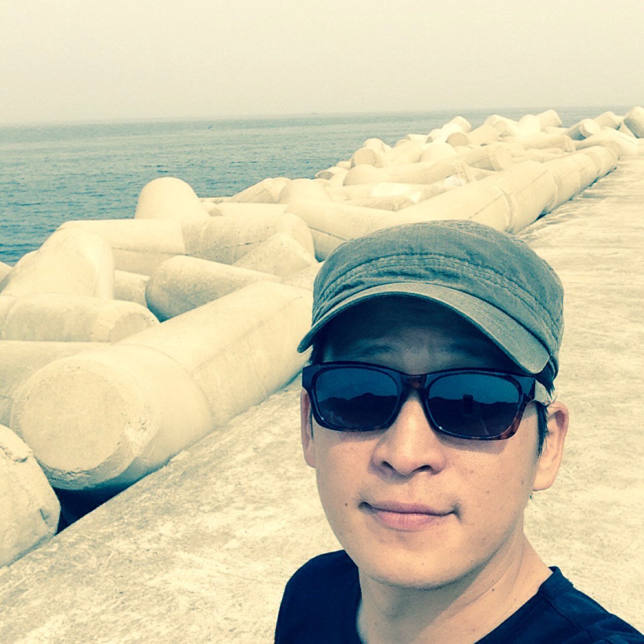 kiimssam's profile picture. 어쿠스틱기타 산속의목수가꿈