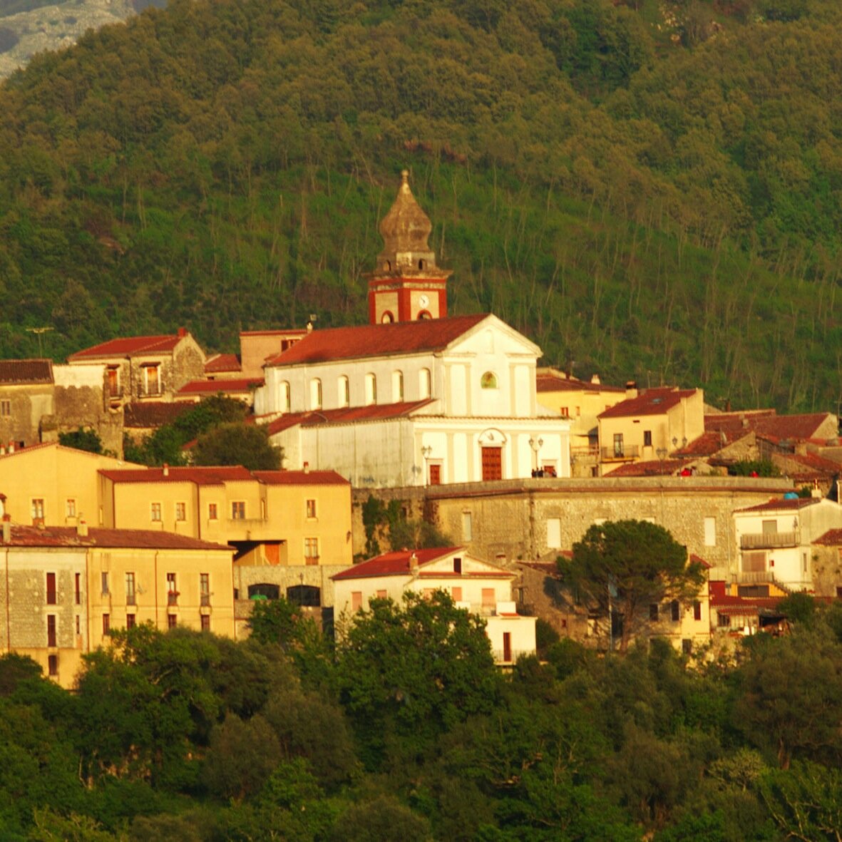 Vacanze nel Parco Nazionale del Cilento | Paese Albergo e Oasi WWF | Natururlaub im Cilento Nationalpark.