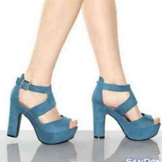 Tine's Shop Online grosir & eceran sepatu / baju / dress / celana CP 08811197325 BBM 321DD39D :)) bergabung yuk & nikmati berbagai discount !! Happy Shopping :*