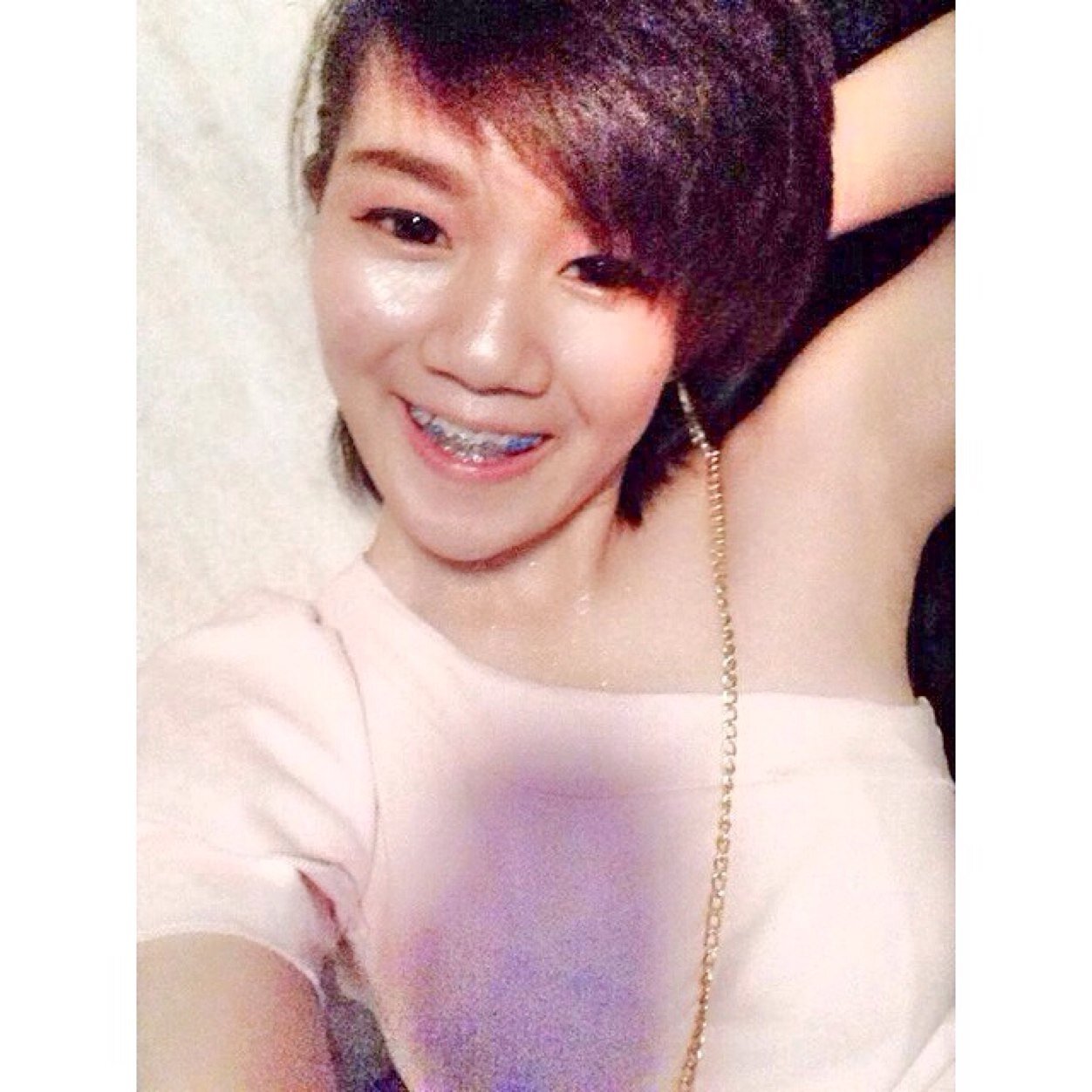 เป็นผู้หญิงธรรมดา ไม่พิเศษอะไร .. ปากหมาปากจัด .. ดีมาดีกลับ .. ✨..  ❤️✨ IG: noochiiznxz