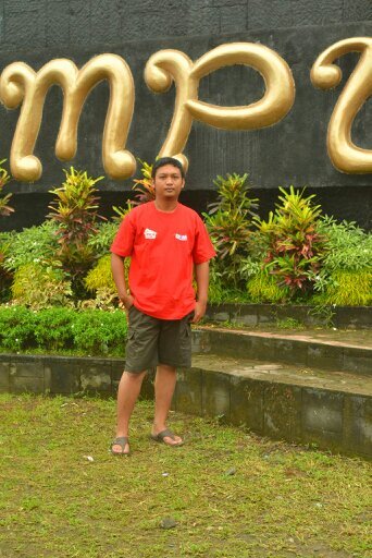 Saya ya saya bukan anda atau siapapun