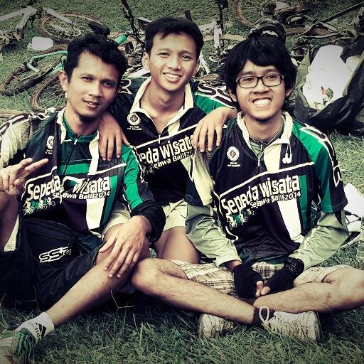 Pirmansyah99's profile picture. ............