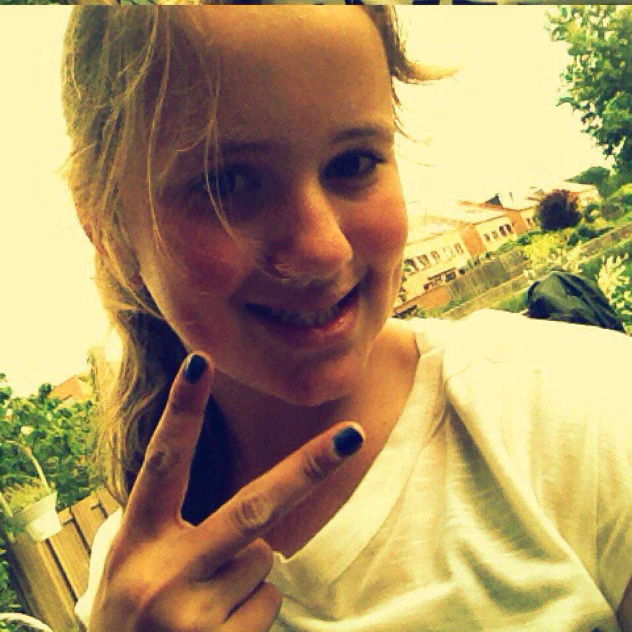 tweet