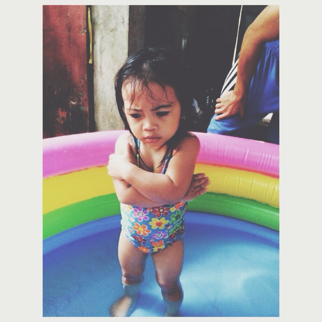 Hey ! Im just a little girl who lives in a big World