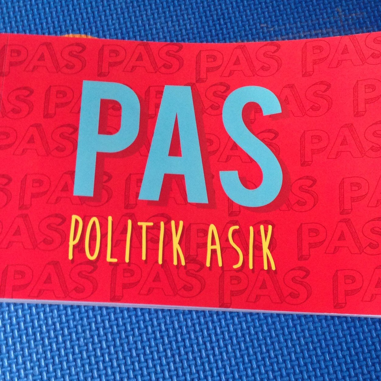 Politikasik's profile picture. Siapa bilang politik itu ribet? Disini kalian bakal Mengetahui Politik dengan Cara Asik! #PAS 
Order : politikasikk@gmail.com