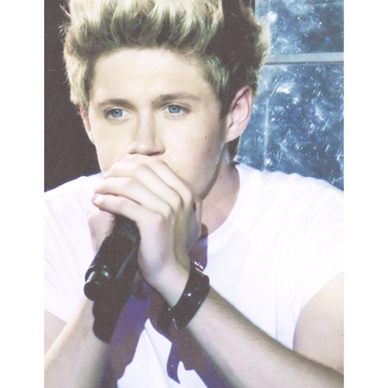 Go follow @IdkLiamFeels OR I UNFOLLOW