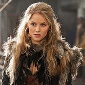 GallicQueen_'s profile picture. I don't drink with Romans. Married to Vercingetorix. We have better hair than you.