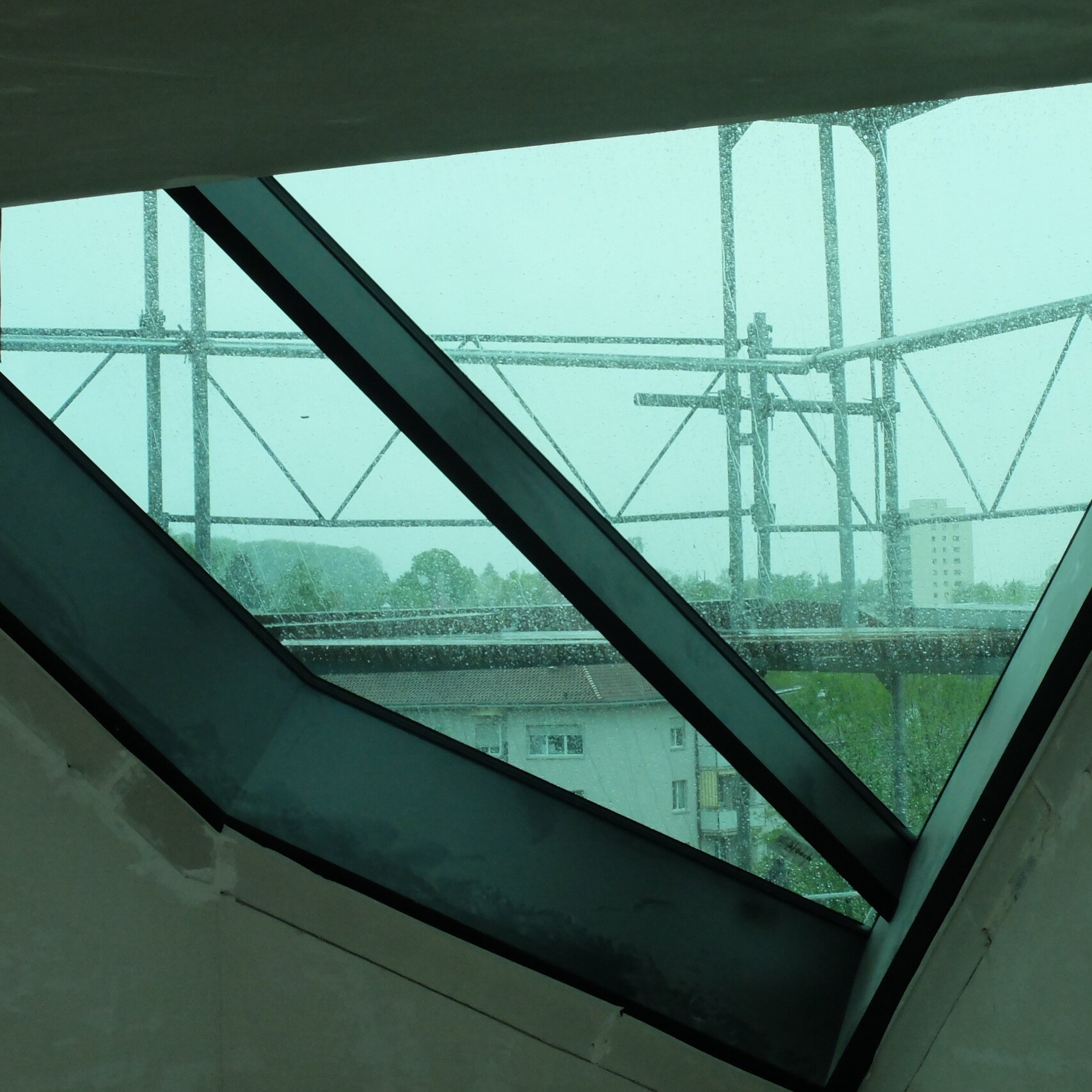 UNDEND_a's profile picture. founded 1997.
Partners: Raffael Baur, Urs Egg, Christian Meili, Dieter Vischer.