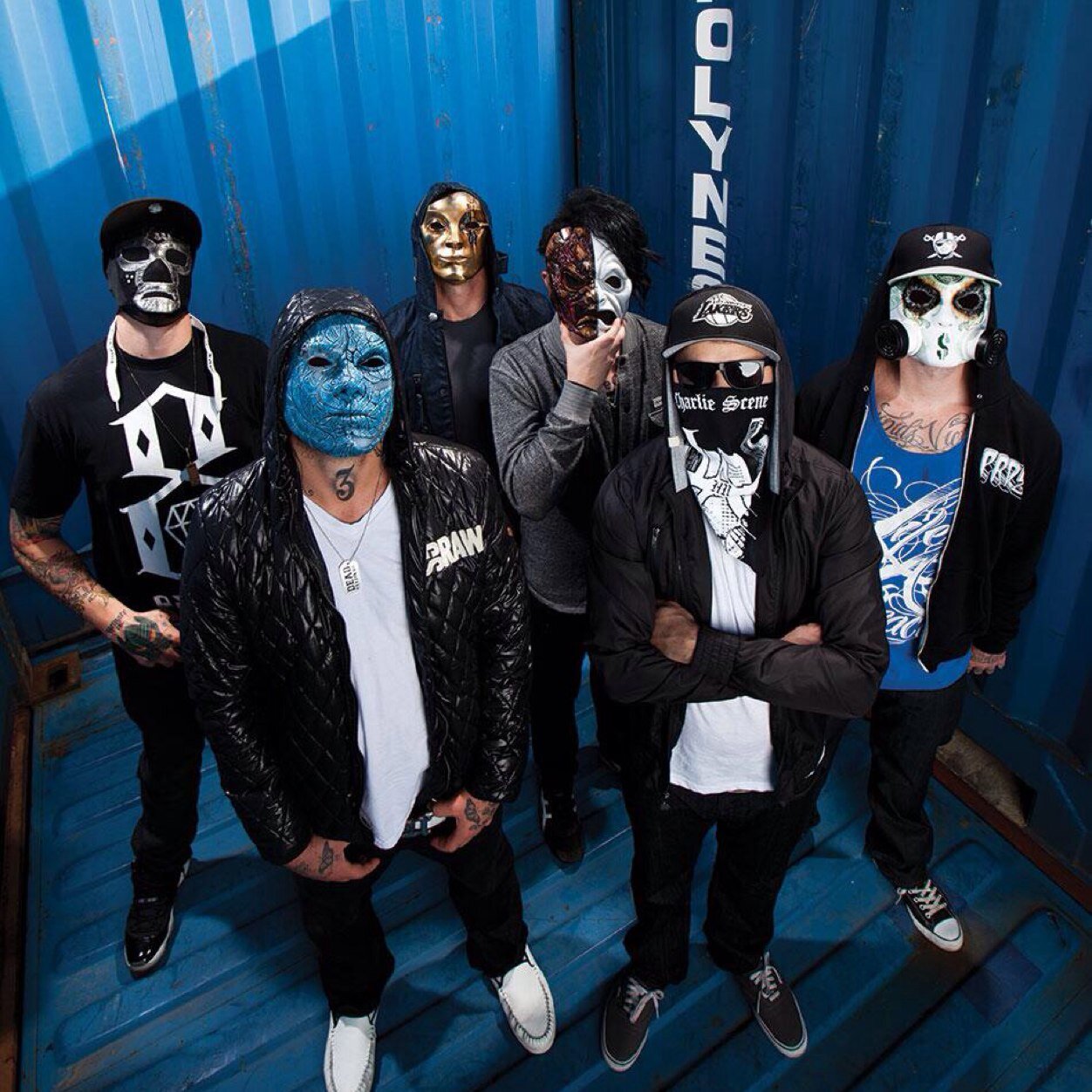 I Am Fourteen Years old, Songle and a huge fan of A7X and Bulet For My Valentine Also Three Days Grace. Also Hollywood Undead