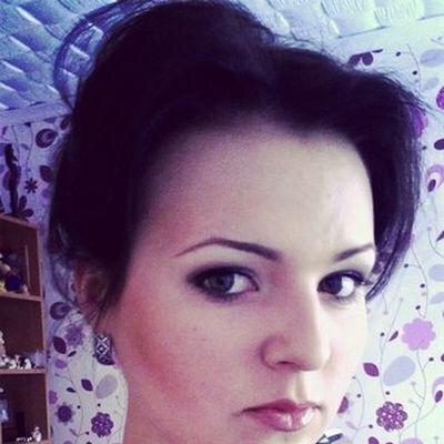 Приветствую. Я очень коммуникабельная в жизни. Живу в прекрасном городе. Люблю говорить с людьми. Хочу думать беззаботно.