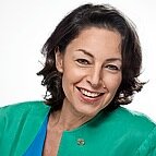 Entrepreneure.  Conseil en Communication : Stratégie et Identité de Marques