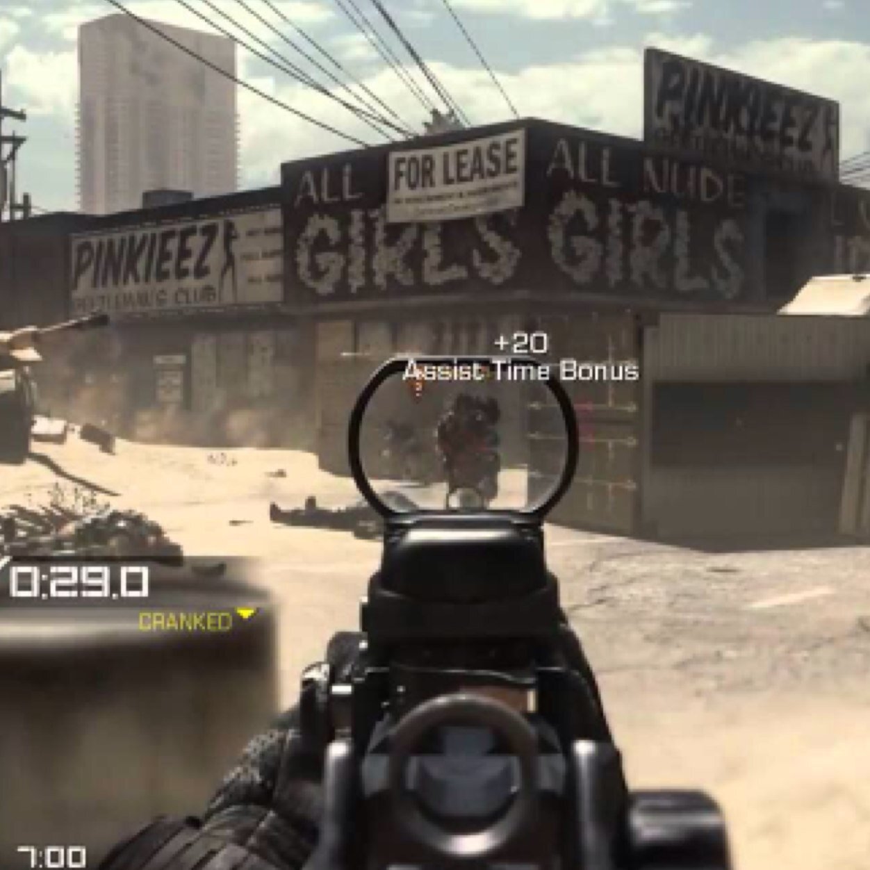 Big gamer 
Play COD ghosts 
Looking to join a team