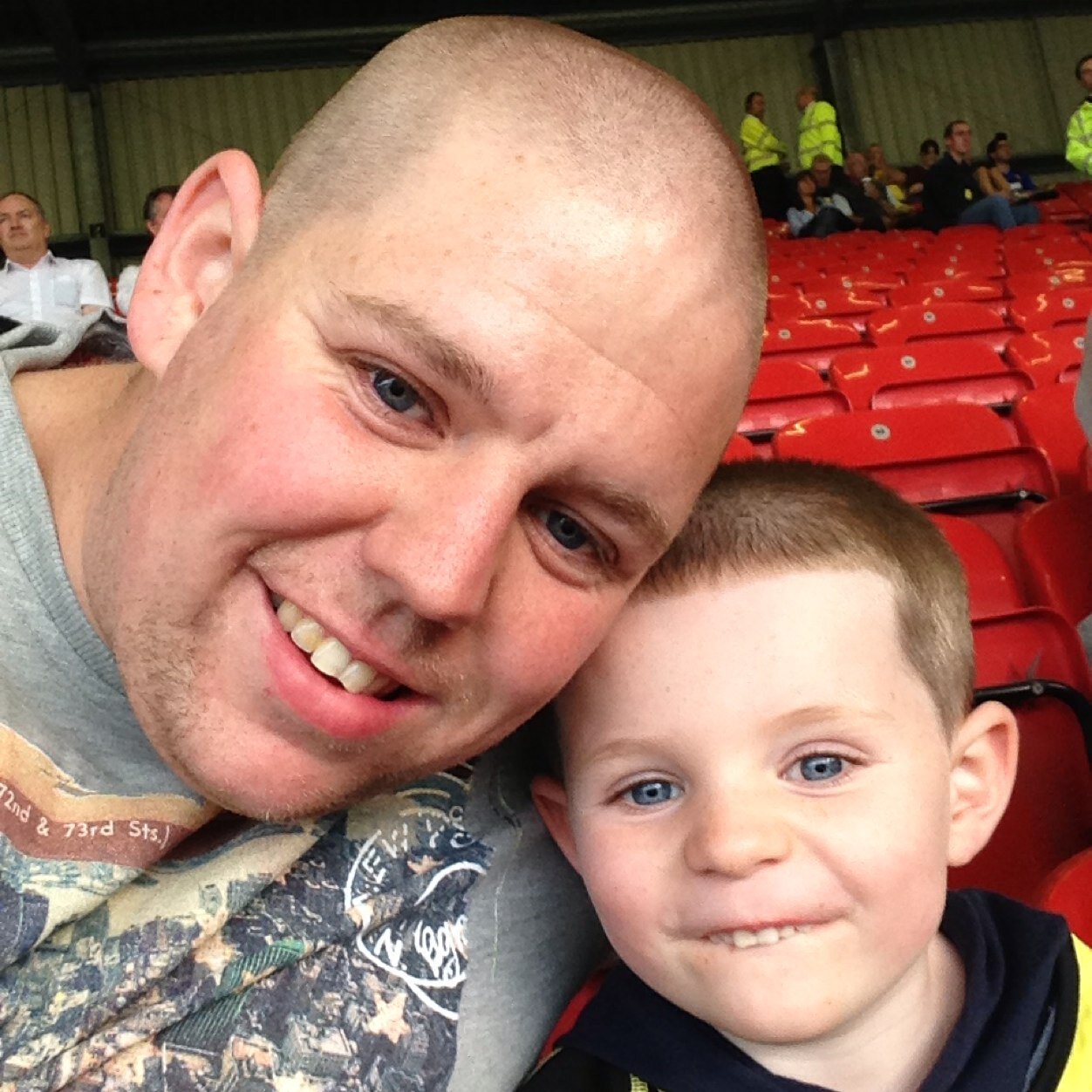 JayBungle13's profile picture. 