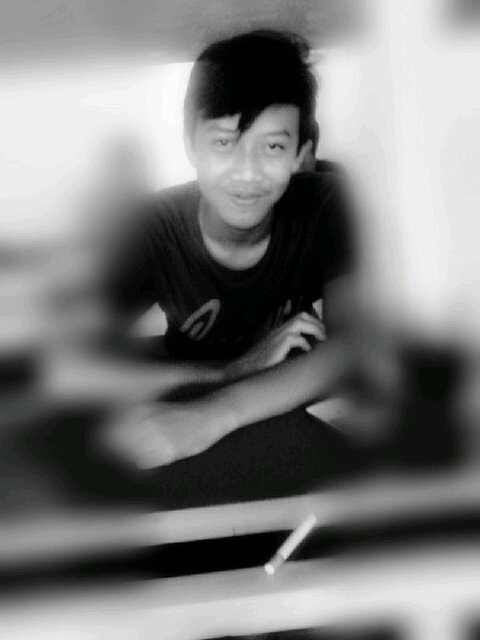 fahmi_hermawann's profile picture. My life is my adventure | music is my life, guitar is my wife | ♥ @na_thasyaputri ♥