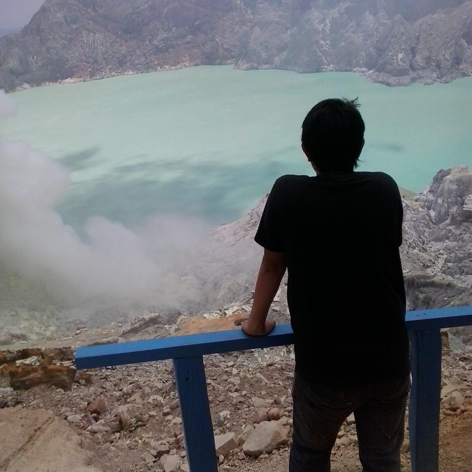 suros0's profile picture. Bwx