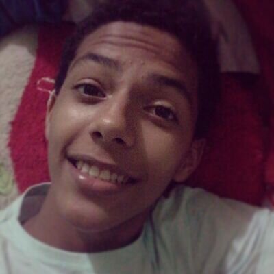 #segueai
prego que se destaca foi feito pra levar martelada #amem