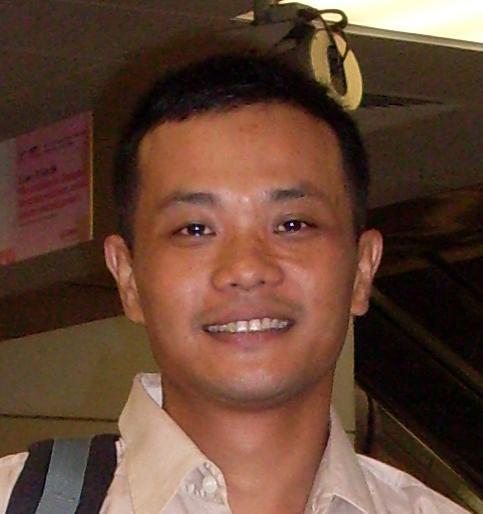 nyeinkhant's profile picture. A guy form Myanmar, now 1900 km away form his family.