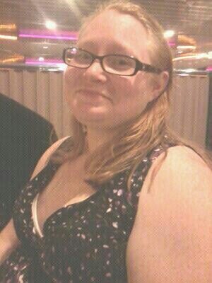 Angie43592191's profile picture. 