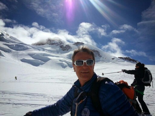 guide de haute montagne , ingénieur agronome and Social protection specialist