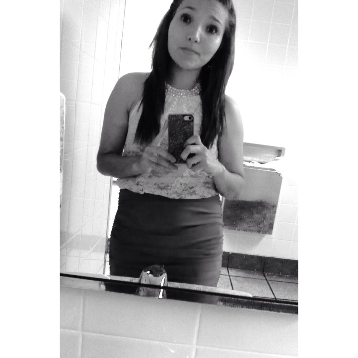 J_Latina's profile picture. Be always the good girl that you have to be &' be you in your own fuckin way ♥️